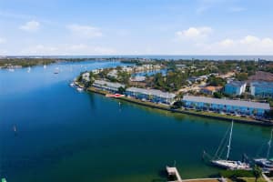 3783 POMPANO #B, ST PETERSBURG, FL 33705 - MLS#MFRTB8467347