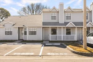 12668 Castle Hill Dr, TAMPA