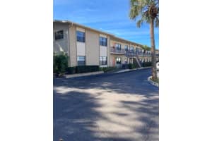 5967 Terrace Park Dr N #211, ST PETERSBURG