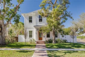 2738 11th St N, St. Petersburg, FL 33704, Sold 01/22/26