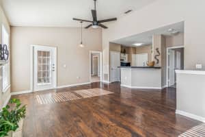 10434 VILLA VIEW CIRCLE, TAMPA, FL 33647 - MLS#MFRTB8467445