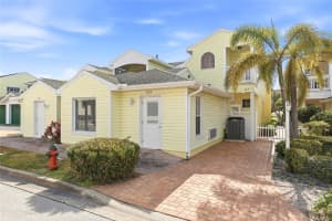 427-429 GRANT STREET, DUNEDIN, FL 34698 Sold 02/09/26