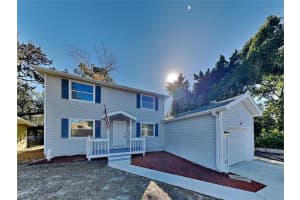 MLS# MFRTB8467465, Sarasota, Florida 34231