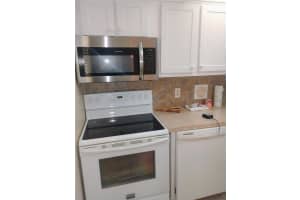 11485 OAKHURST ROAD, LARGO, FL 33774 - MLS#MFRTB8467481