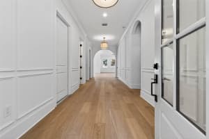 8101 COUNTRY CLUB ROAD, ST PETERSBURG, FL 33710 - MLS#MFRTB8467484