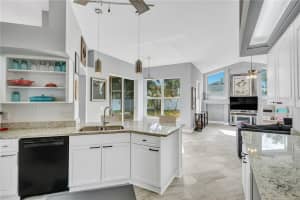 4329 SWIFT CIRCLE, VALRICO, FL 33596 - MLS#MFRTB8467502