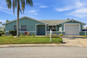 3627 Ortona Dr, HOLIDAY 3627 Ortona Dr, HOLIDAY