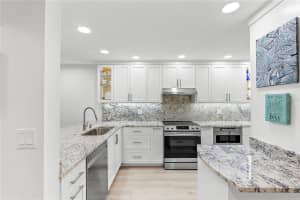 9433 HARBOR GREENS WAY, SEMINOLE, FL 33776 - MLS#MFRTB8467648