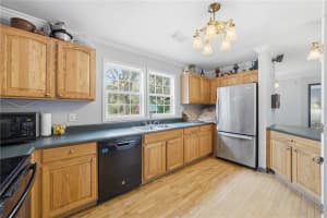 8010 FRANKLIN ROAD, PLANT CITY, FL 33565 - MLS#MFRTB8467757