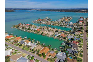 12155 5th St E, TREASURE ISLAND