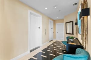 450 KNIGHTS RUN AVENUE, TAMPA, FL 33602 - MLS#MFRTB8467814