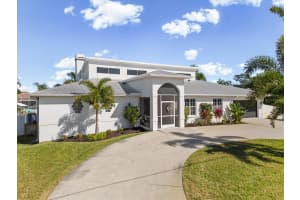 617 KINGSTON COURT, APOLLO BEACH, FL 33572 - MLS#MFRTB8467833