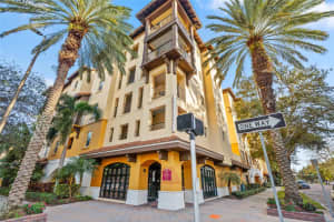 100 4TH AVENUE, ST PETERSBURG, FL 33701 - MLS#MFRTB8467925