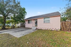 2405 44TH STREET, ST PETERSBURG, FL 33711 - MLS#MFRTB8467991