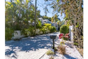 557 FLORIDA AVENUE, PALM HARBOR, FL 34683 - MLS#MFRTB8468027