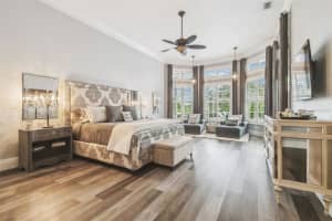 9105 WOODRIDGE RUN DRIVE, TAMPA, FL 33647 - MLS#MFRTB8468043