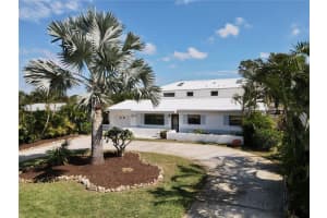 2945 68TH STREET, ST PETERSBURG, FL 33710 - MLS#MFRTB8468091