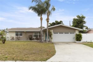 13826 Antigua Dr, SEMINOLE