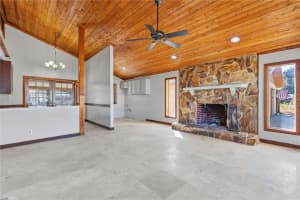 10301 TRAIL RIDGE LANE, TAMPA, FL 33624 - MLS#MFRTB8468159