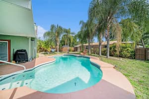 1813 NOVA DRIVE, VALRICO, FL 33596 - MLS#MFRTB8468217