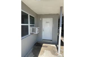 221 SATURN AVENUE, CLEARWATER, FL 33755 - MLS#MFRTB8468220