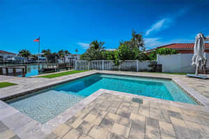 10132 YACHT CLUB DRIVE, TREASURE ISLAND, FL 33706 - MLS#MFRTB8468225