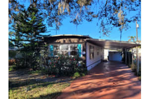 5021 Hill Dr, ZEPHYRHILLS