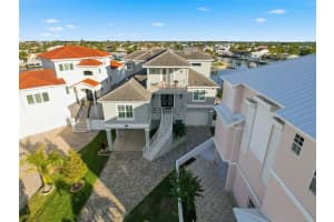 5142 WESTSHORE DRIVE, NEW PORT RICHEY, FL 34652 - MLS#MFRTB8468324