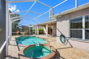 4940 THAMES LANE, SARASOTA, FL 34238 - MLS#MFRTB8468334