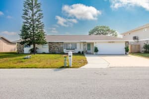 7312 Southwind Dr, HUDSON