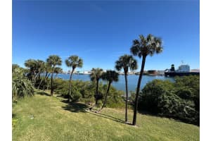 1420 HARBOUR WALK ROAD, TAMPA, FL 33602 - MLS#MFRTB8468478