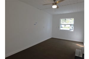 MLS# MFRTB8468507, Tarpon Springs, Florida 34689