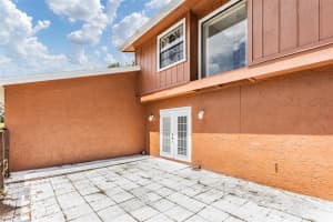 10520 WINROCK PLACE, TAMPA, FL 33624 - MLS#MFRTB8468519