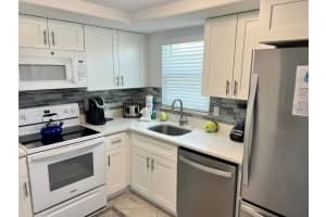 6154 MIDNIGHT PASS ROAD, SARASOTA, FL 34242 - MLS#MFRTB8468523