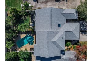 990 SAN CARLOS COURT, ST PETERSBURG, FL 33702 - MLS#MFRTB8468554