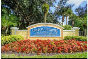 12705 ASTON CREEK DRIVE, TAMPA, FL 33626 - MLS#MFRTB8468586