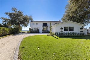 218 COLONY POINT ROAD, ST PETERSBURG, FL 33705 - MLS#MFRTB8468622