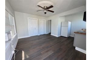 3927 6TH STREET, ST PETERSBURG, FL 33705 - MLS#MFRTB8468623