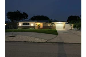 527 EASTVIEW ROAD, LARGO, FL 33770 - MLS#MFRTB8468634