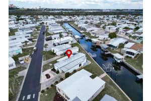 107 E Saint Johns Way, APOLLO BEACH