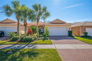 15814 AURORA LAKE CIRCLE, WIMAUMA, FL 33598 - MLS#MFRTB8468657
