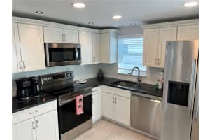 6154 MIDNIGHT PASS ROAD, SARASOTA, FL 34242 - MLS#MFRTB8468693