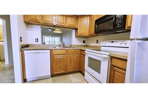 3036 EASTLAND BOULEVARD, CLEARWATER, FL 33761 - MLS#MFRTB8468764