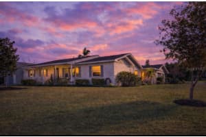 1615 Sterling Dr, LAKELAND