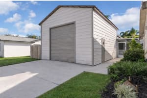 1615 STERLING DRIVE, LAKELAND, FL 33813 - MLS#MFRTB8468766