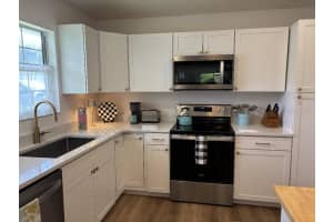 1984 GOLDEN PALM CIRCLE, TAVARES, FL 32778 - MLS#MFRTB8468767