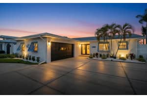 510 115th Ave, TREASURE ISLAND