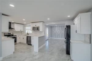 616 HIGHVIEW CIRCLE, BRANDON, FL 33510 - MLS#MFRTB8468813