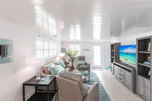 6154 MIDNIGHT PASS ROAD, SARASOTA, FL 34242 - MLS#MFRTB8468821