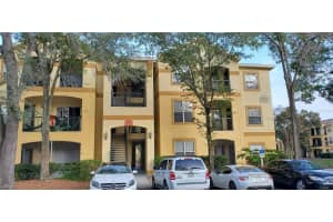 5620 Pinnacle Heights Cir #304, TAMPA